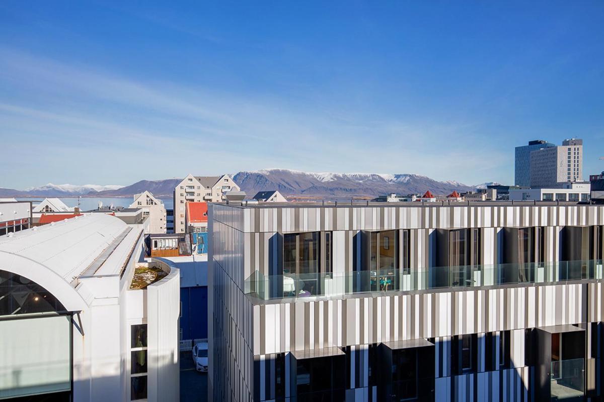 Penthouse Apartment With Panasonic Mountain View Reykjavík Kültér fotó