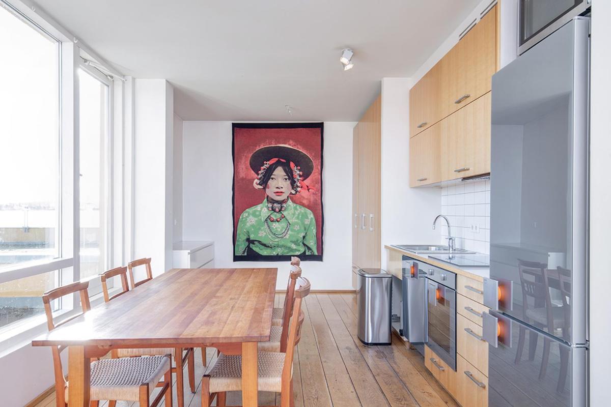 Penthouse Apartment With Panasonic Mountain View Reykjavík Kültér fotó